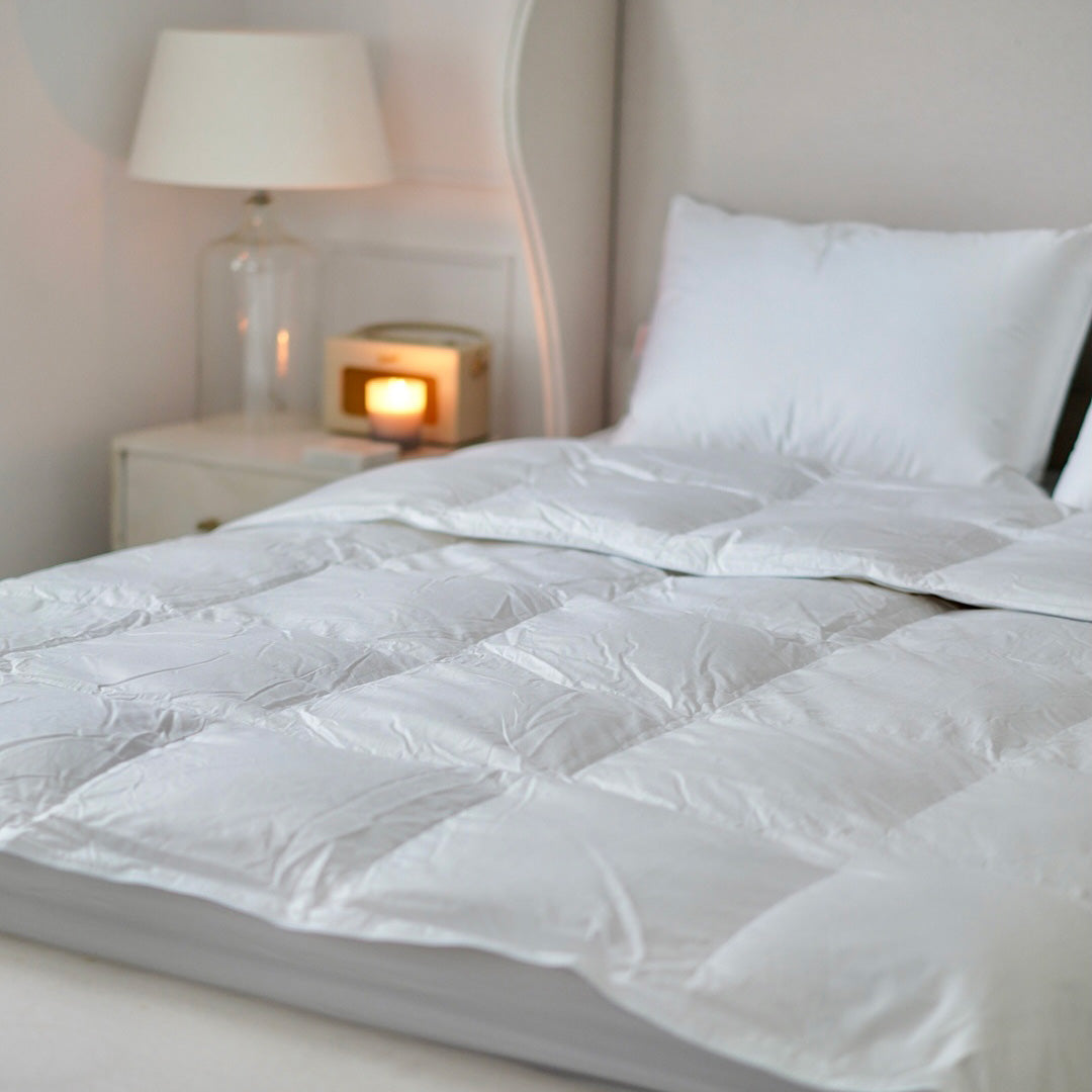 Duvet on Bed without Cover | Scooms