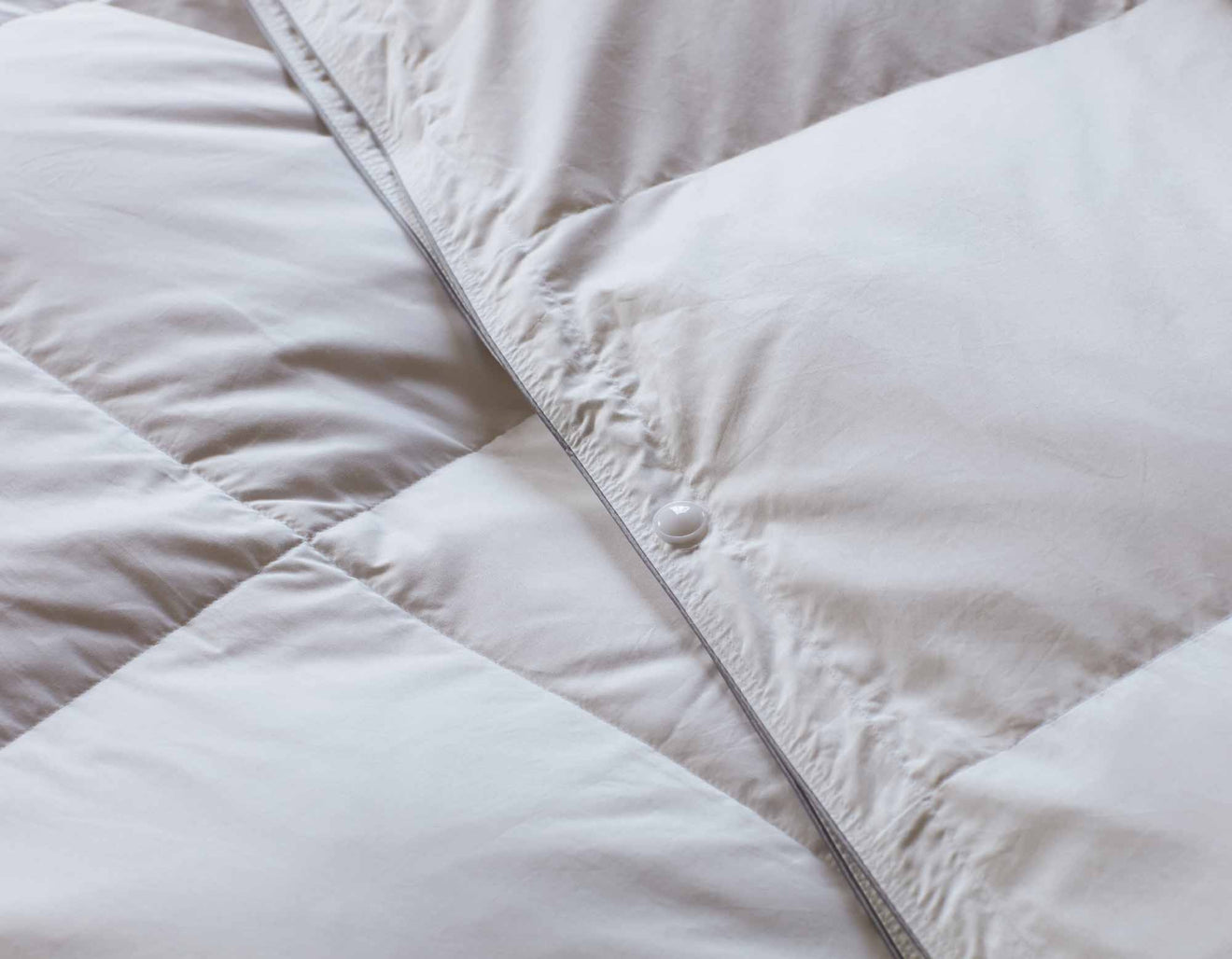 Oeko-Tex Standard 100 duvet on bed. Scooms