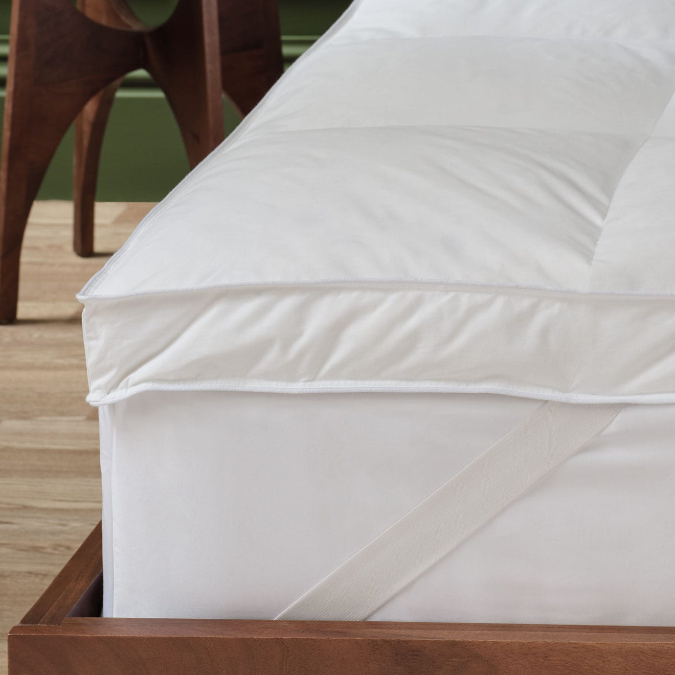 Mattress Topper with Elastic Band | Scooms