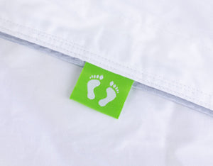 Duvet with a Foot Label | scooms