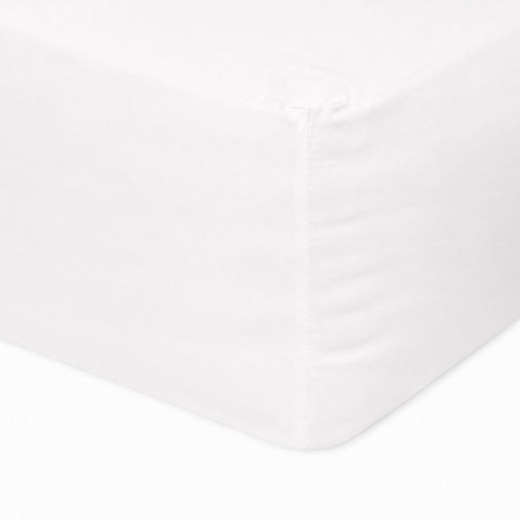 Egyptian cotton fitted sheet in white showing corner detail | Scooms