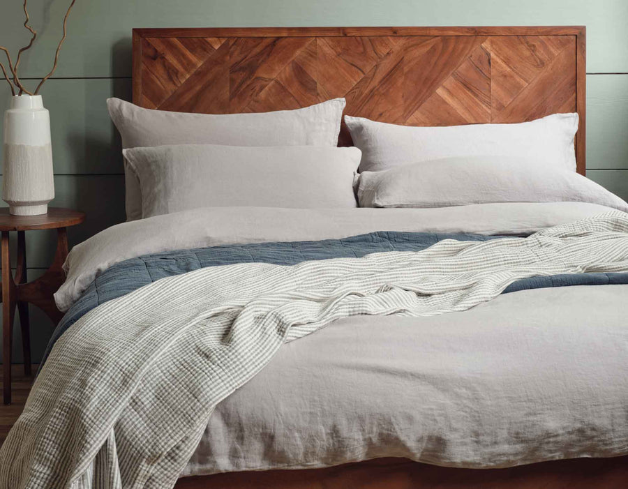 Grey Linen Bedding in Bed | scooms