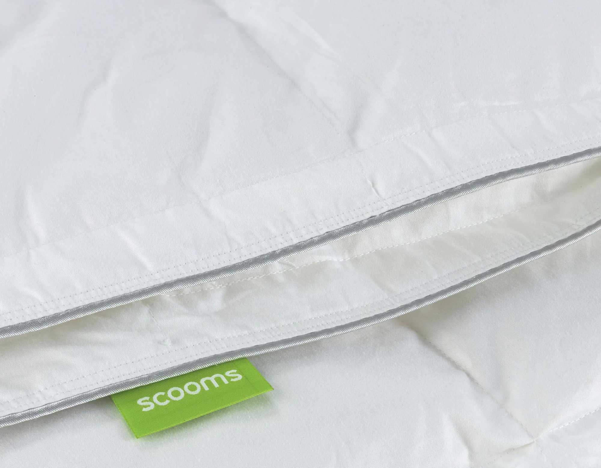 Double 9 tog goose down duvet edging detail and scooms brand label