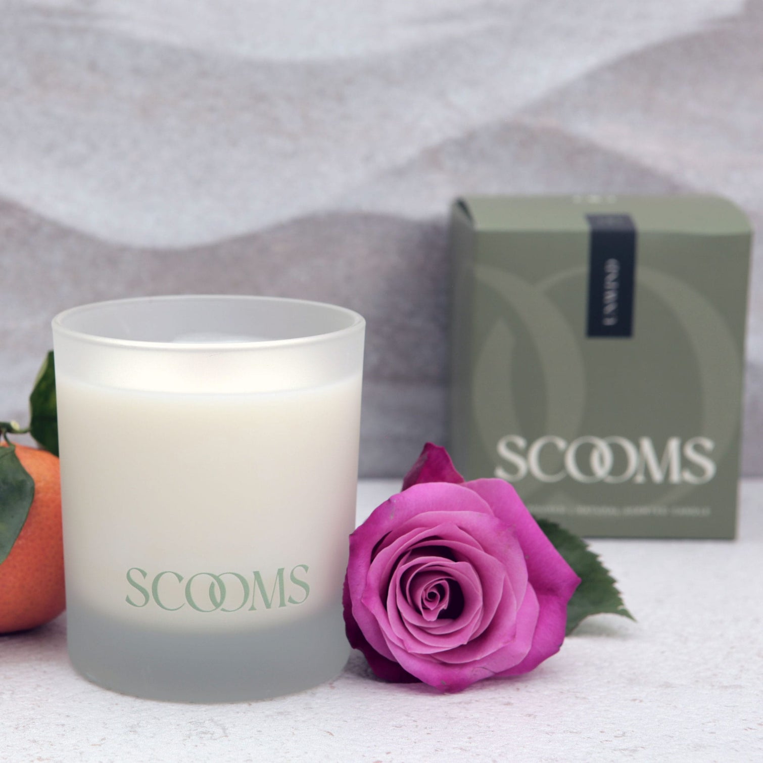 Natural scented candle in a frosted glass jar with gift box, orange and a rose | Scooms